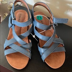 Cobb Hill by New Balance Women's Blue Cross-Strap Sandals 7 1/2 W